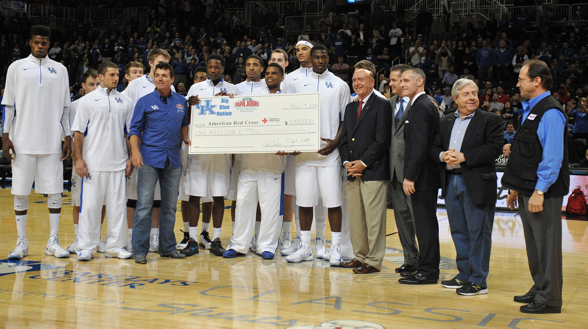 'Papa John' roots for Louisville, then Kentucky